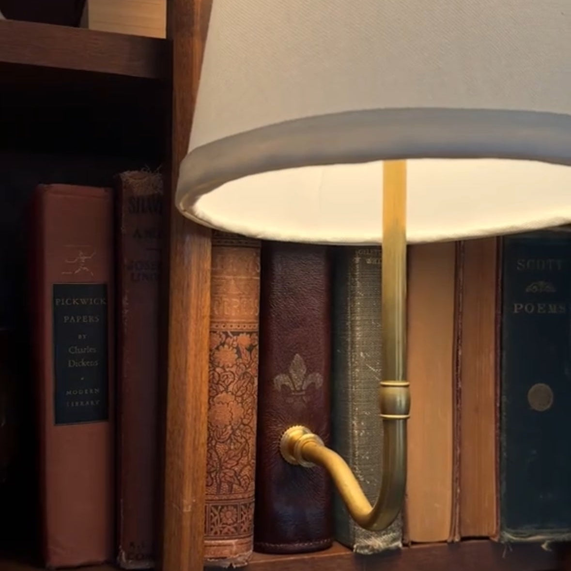 book lamp